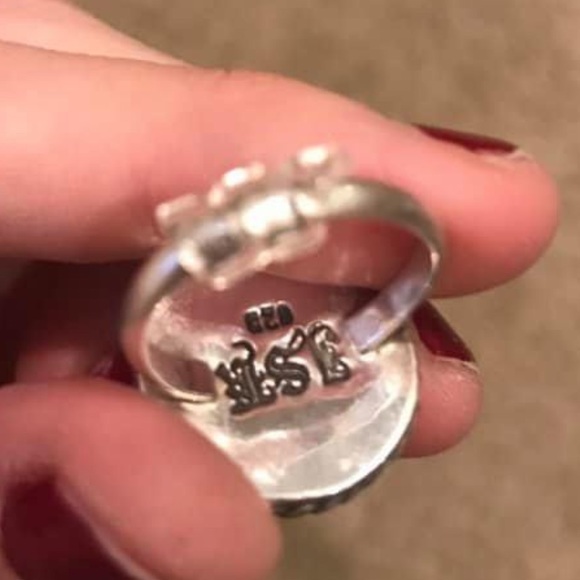 Genuine Onyx Ring - Picture 3 of 9